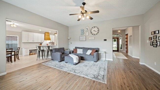 Building Photo - 6163 Darlington Ct