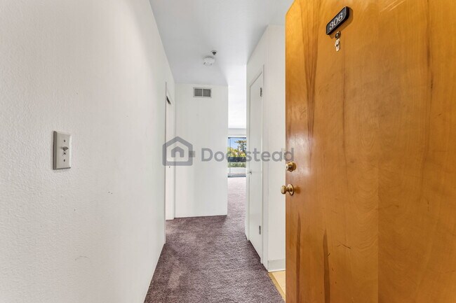 Building Photo - 1771 Broadway St