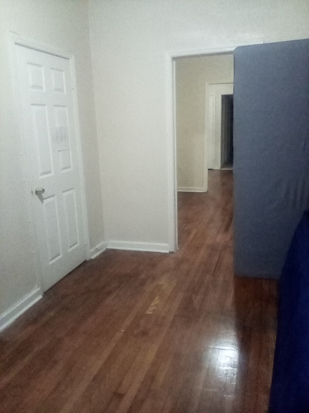 Primary Photo - 422 S 3rd Ave