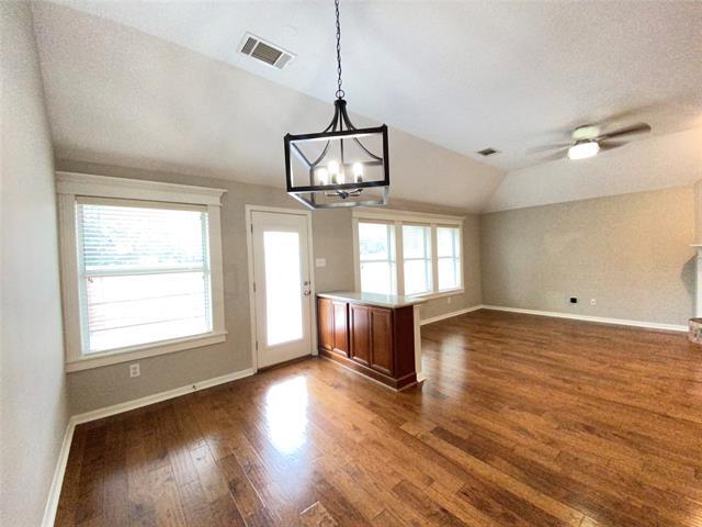 Building Photo - 9105 Tidball Dr