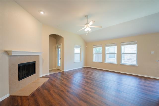 Building Photo - 2117 Michelle Creek Dr