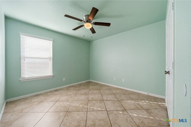 Building Photo - 3410 Cottonpatch Dr