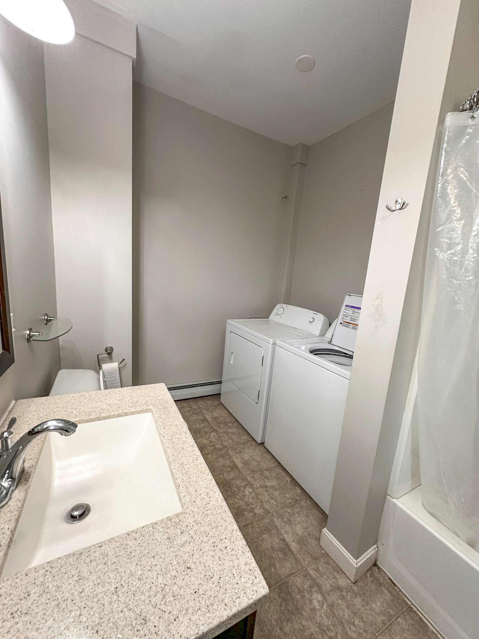 Full bathroom with Laundry - 12 Angell Ave