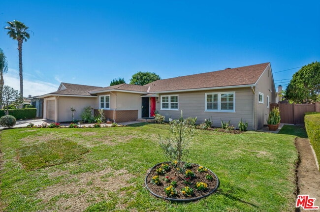 Building Photo - 5911 S Corning Ave