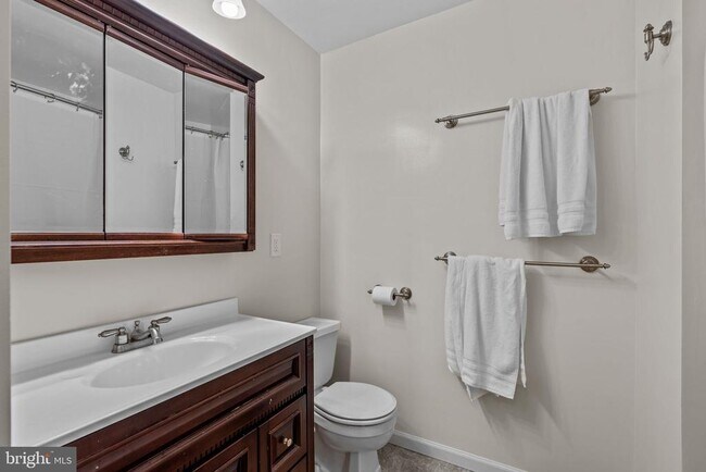 Building Photo - 1232 Peggy Dr