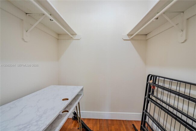 Building Photo - 482 NW 165th St