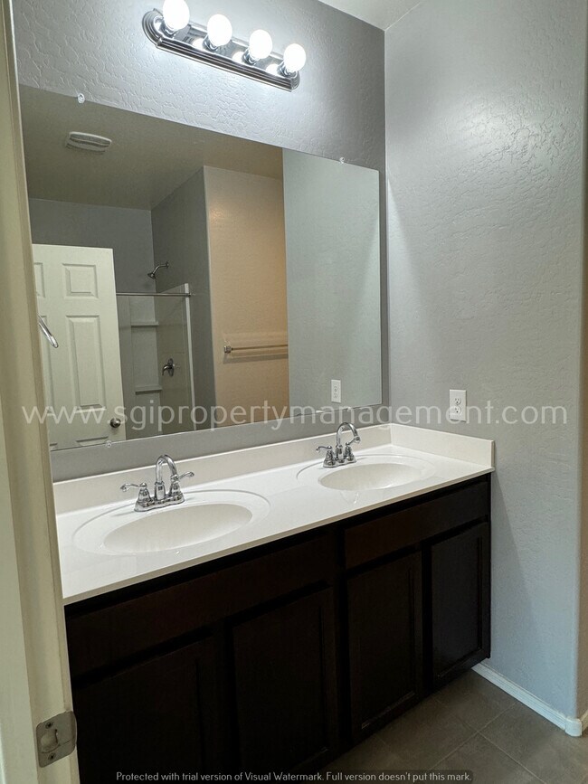 Building Photo - 4 bedroom Casa Grande home