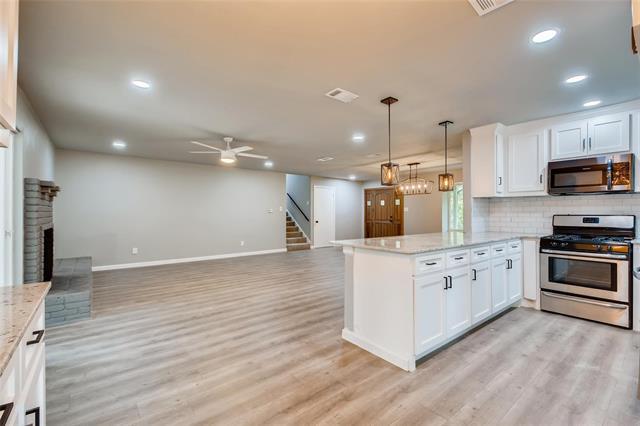 Building Photo - 3829 Treeline Dr