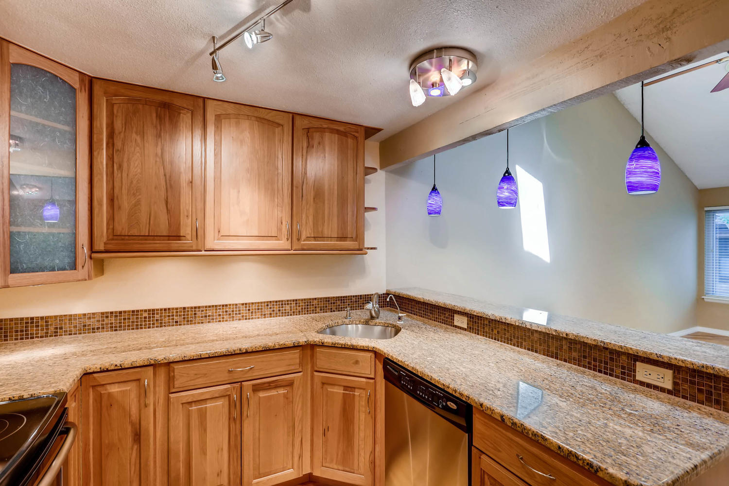 Building Photo - 2685 S Dayton Way