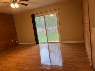 Building Photo - 629 Forest Lake Dr N