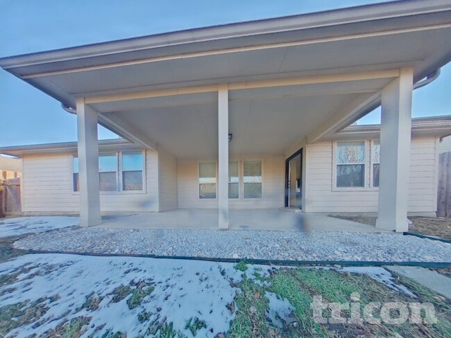 Building Photo - 13129 Padre Ave