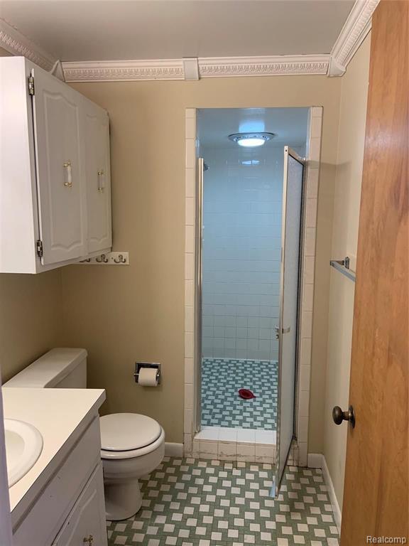 Building Photo - 6320 Laurentian Ct