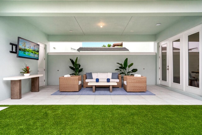 Building Photo - 13109 Alton Rd