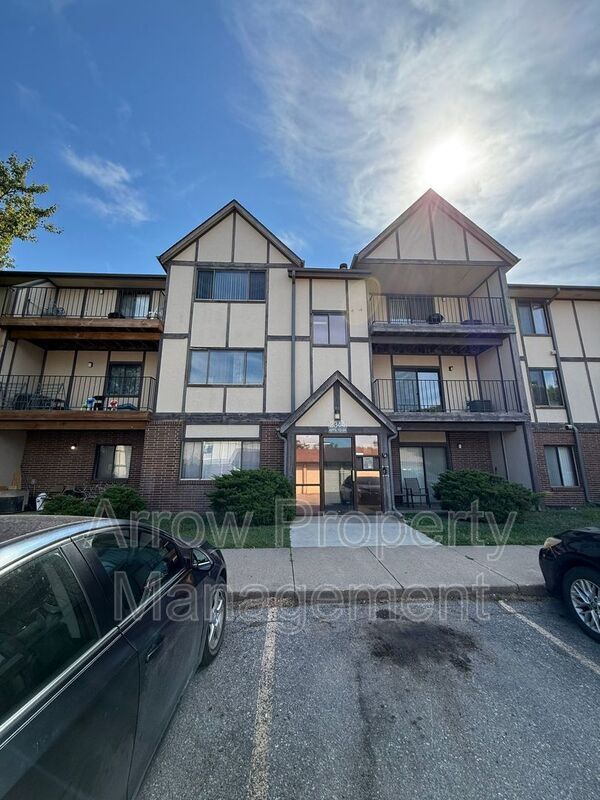 Building Photo - 2340 N 44th St