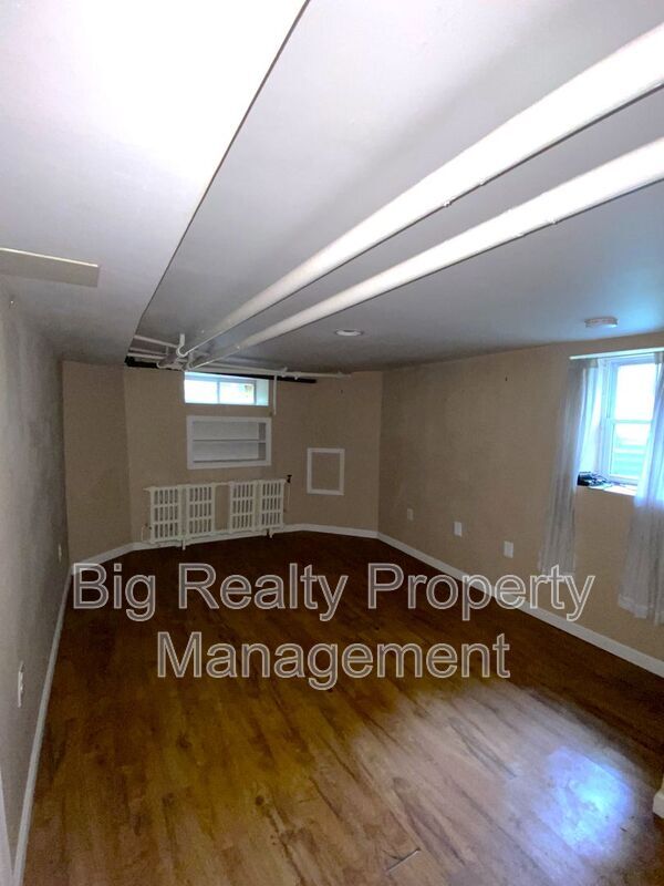 Building Photo - 435 Nutt Rd