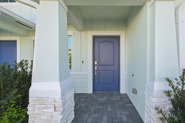 Building Photo - 19568 Whispering Crk Rd