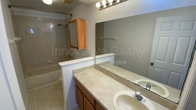 Building Photo - 13104 Lexington Summit St