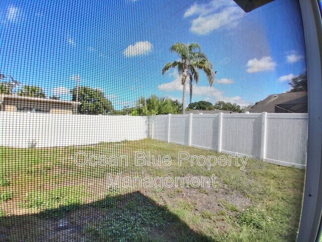 Building Photo - 8732 Elm Leaf Ct