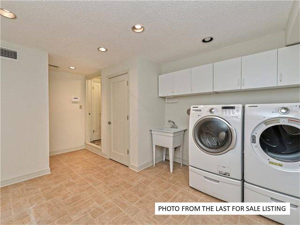 Building Photo - 12404 Deer Track