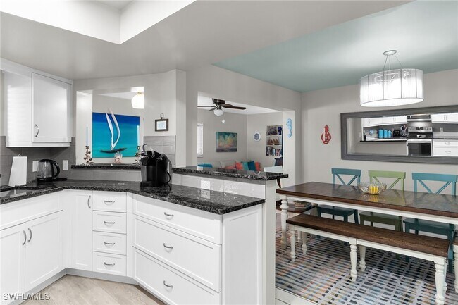 Building Photo - 1337 Wisconsin Dr