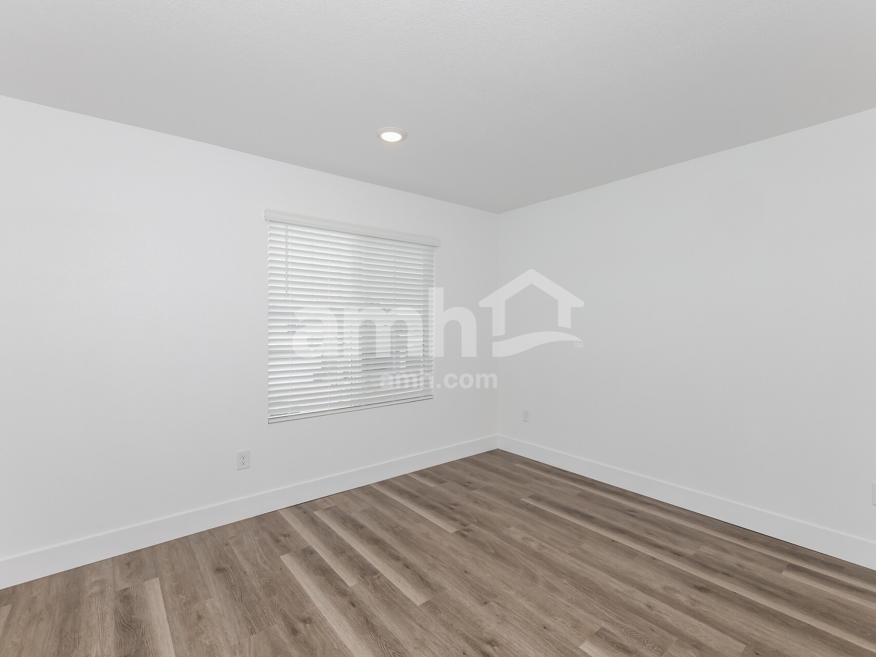 Building Photo - 9486 Aldersyde Dr
