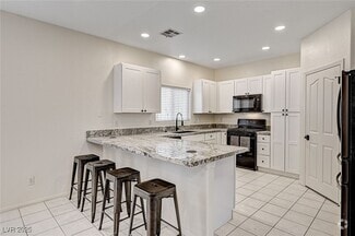 Building Photo - 8309 Clearbreeze Ct