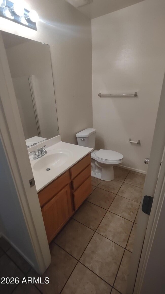 Building Photo - 2218 S Buckaroo Trail