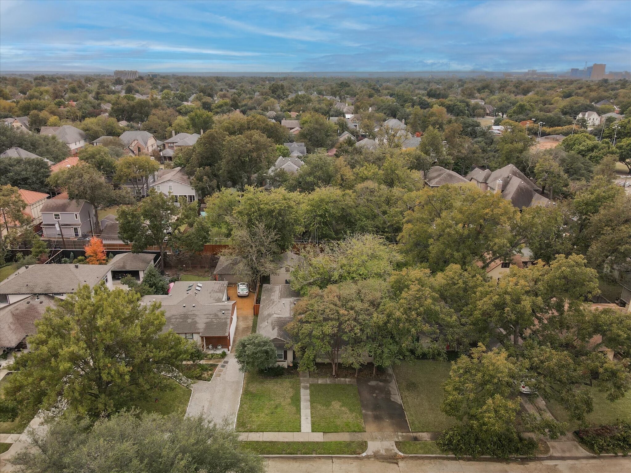 Building Photo - 6148 Marquita Ave