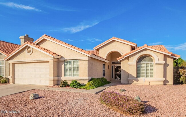 Building Photo - 4758 E Villa Maria Dr