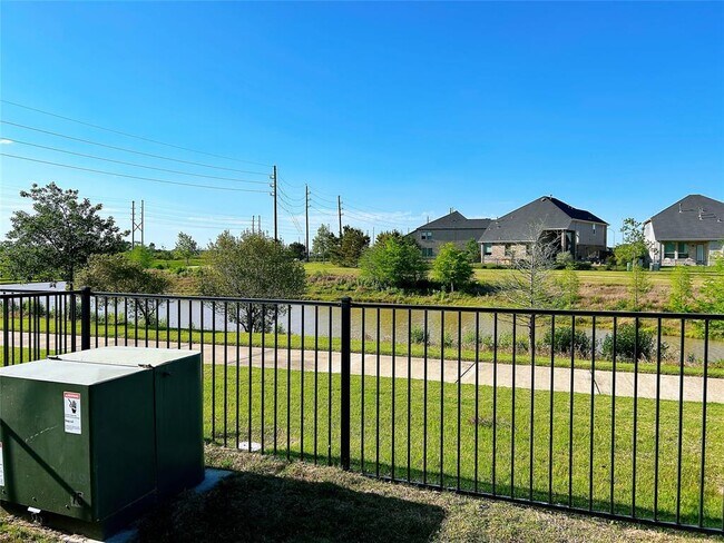 Building Photo - 5019 Pr Ter Ln
