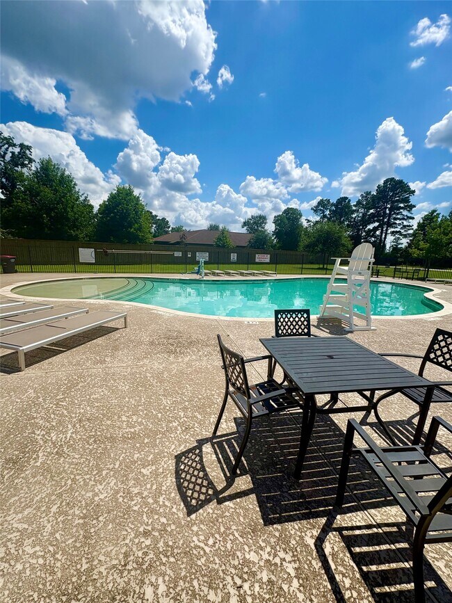 Building Photo - 25364 Grotto Falls Ln