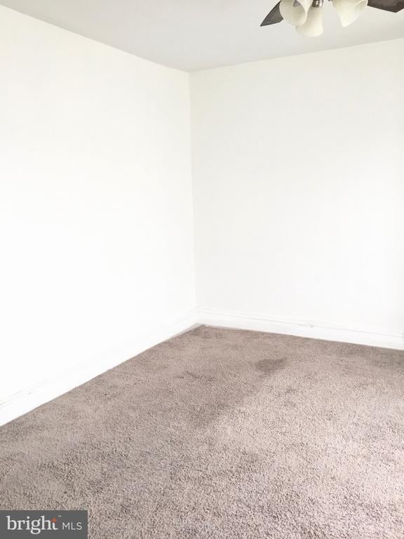 Building Photo - 125 N Ruby St