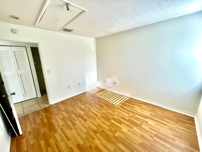 Building Photo - 621 NW 78th Terrace