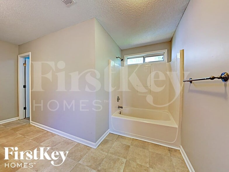 Building Photo - 6958 Mahonia Pl