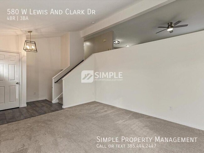 Building Photo - 580 W Lewis And Clark Cir
