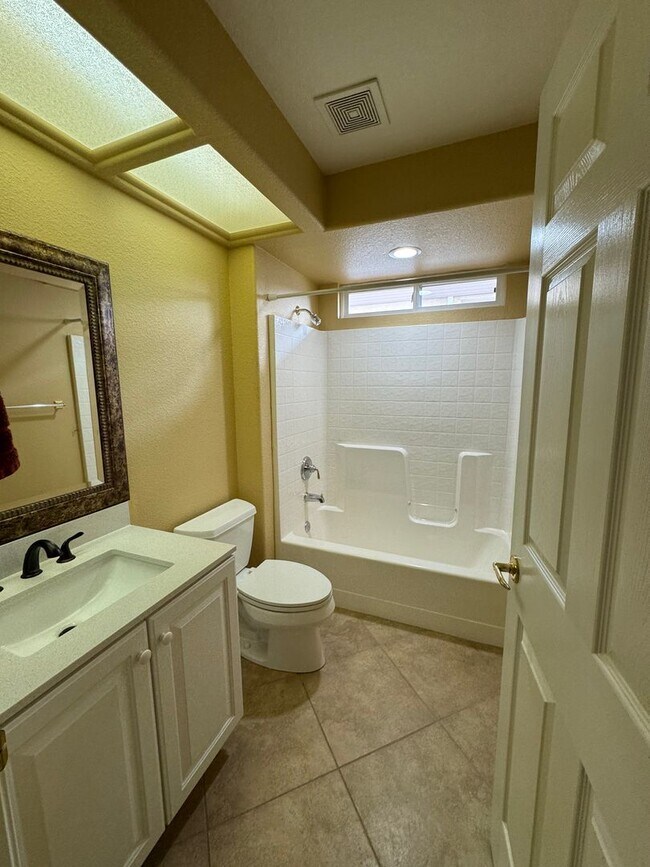 Building Photo - DEL WEBB 55+ Adult Community in Roseville!