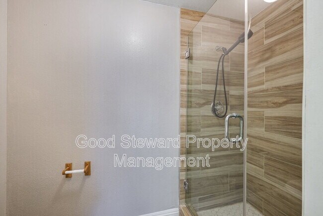 Building Photo - 363 Molokai Dr