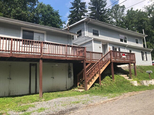 Building Photo - Wiles Hills - 1 Bedroom apartment -Availab...