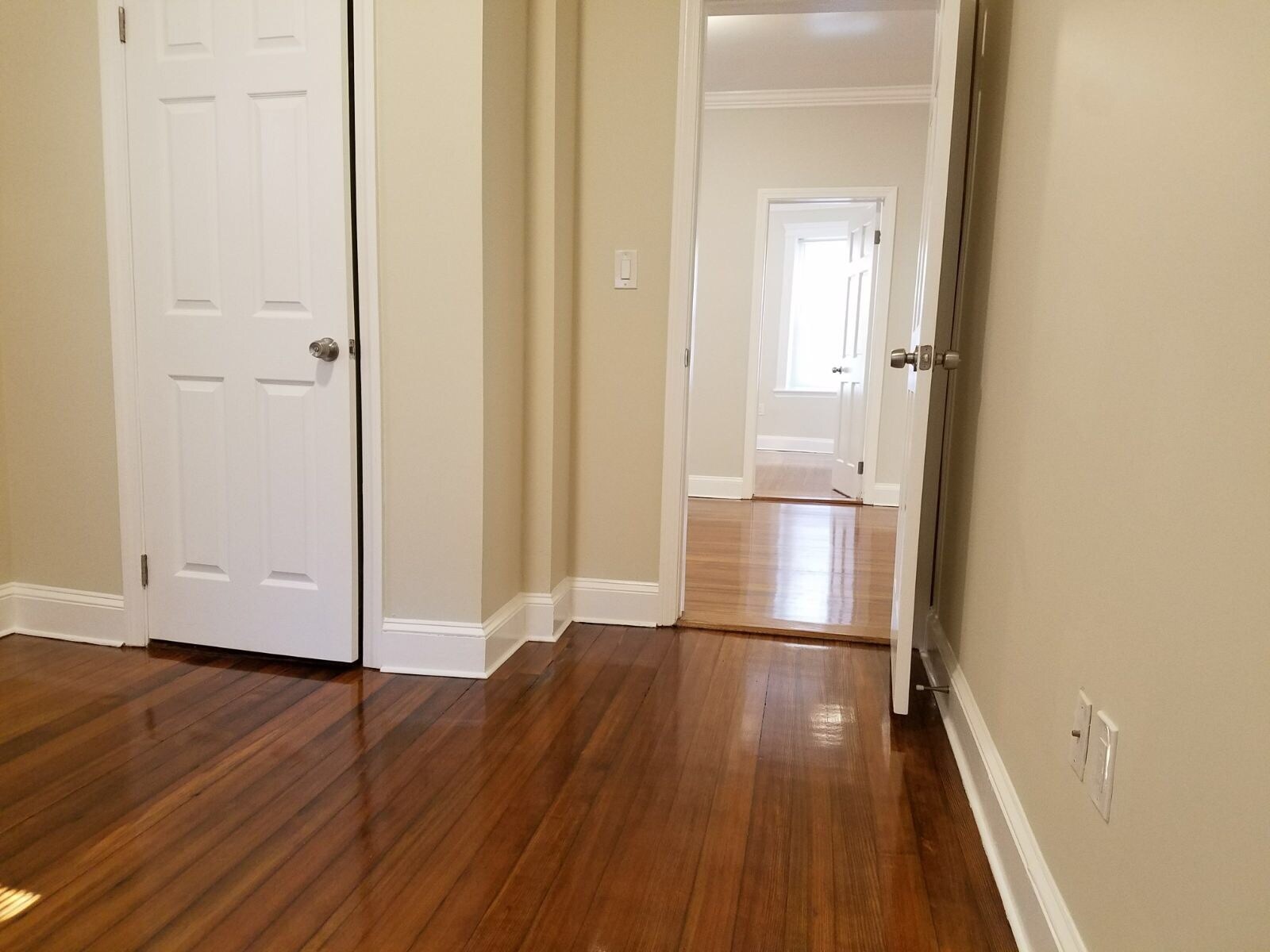 Building Photo - 14 Townsend St