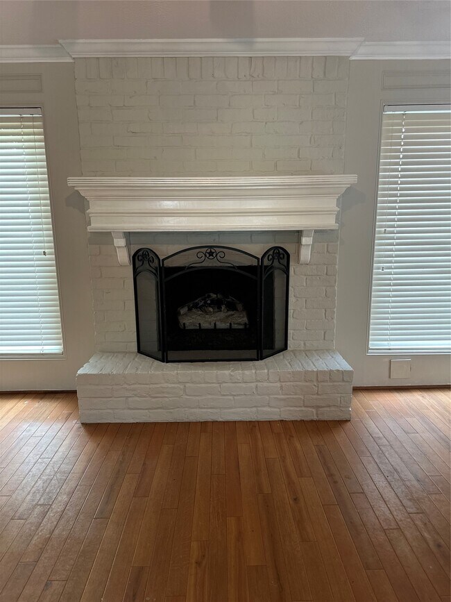 Building Photo - 3411 Stoney Oak Dr