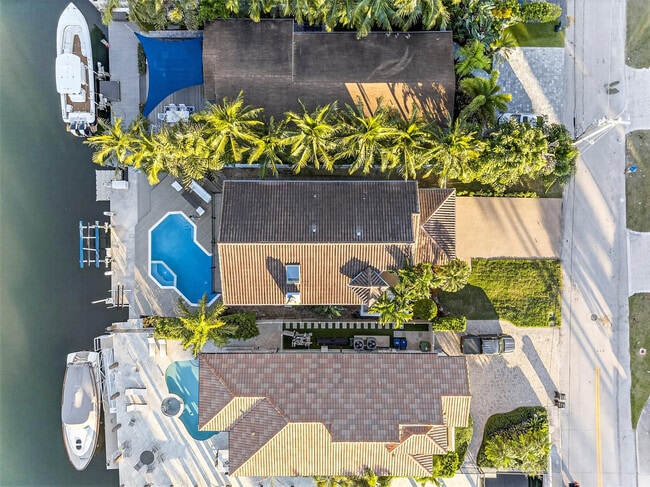 Building Photo - 1505 SE 11th St