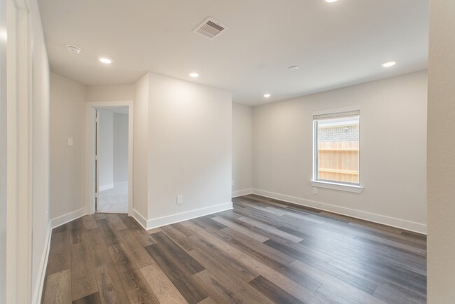Building Photo - 10289 S Goshawk Trl