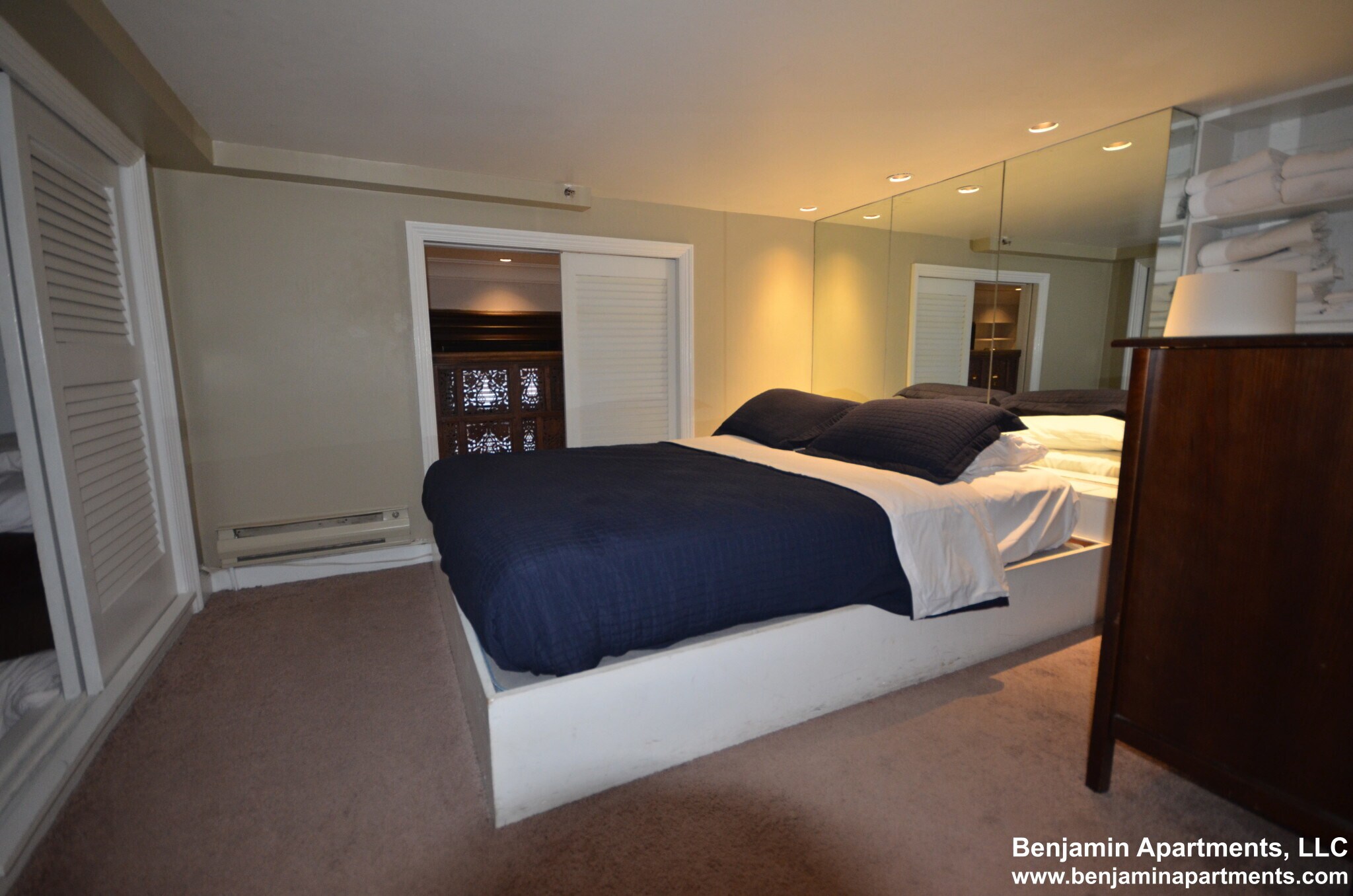 Building Photo - 113 Beacon St