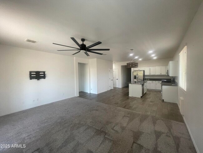 Building Photo - 13159 W Rowel Rd