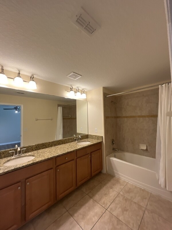 Building Photo - 8965 California Palm Rd