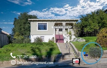 Building Photo - Vallejo Saint Vincent Hill historic home