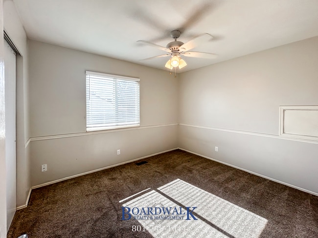 Building Photo - Remodeled & Ready 5 bed in Sandy
