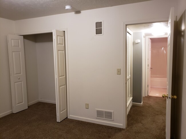 Front Bedroom - 819 Antler Dr