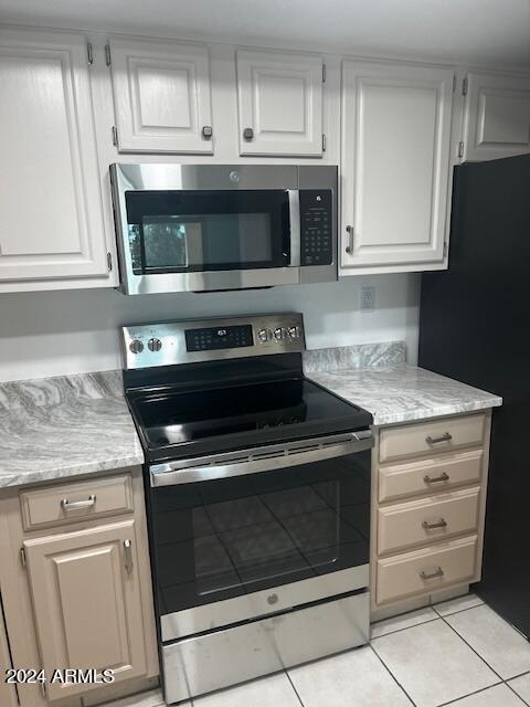 Building Photo - 7840 E Camelback Rd