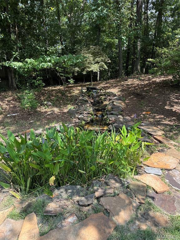 Building Photo - 810 Carter Rd